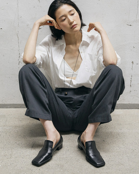 PIVE Square Heeled Loafers_Black