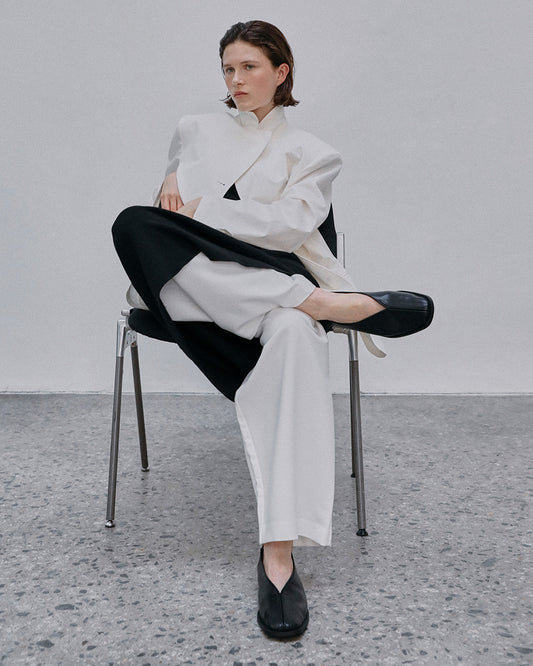 ODE V-Cut Flats_Black